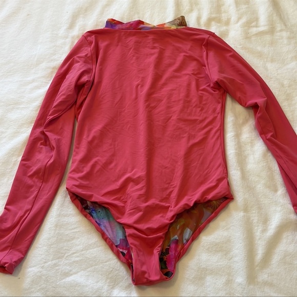 Rashguard - Picture 6 of 7